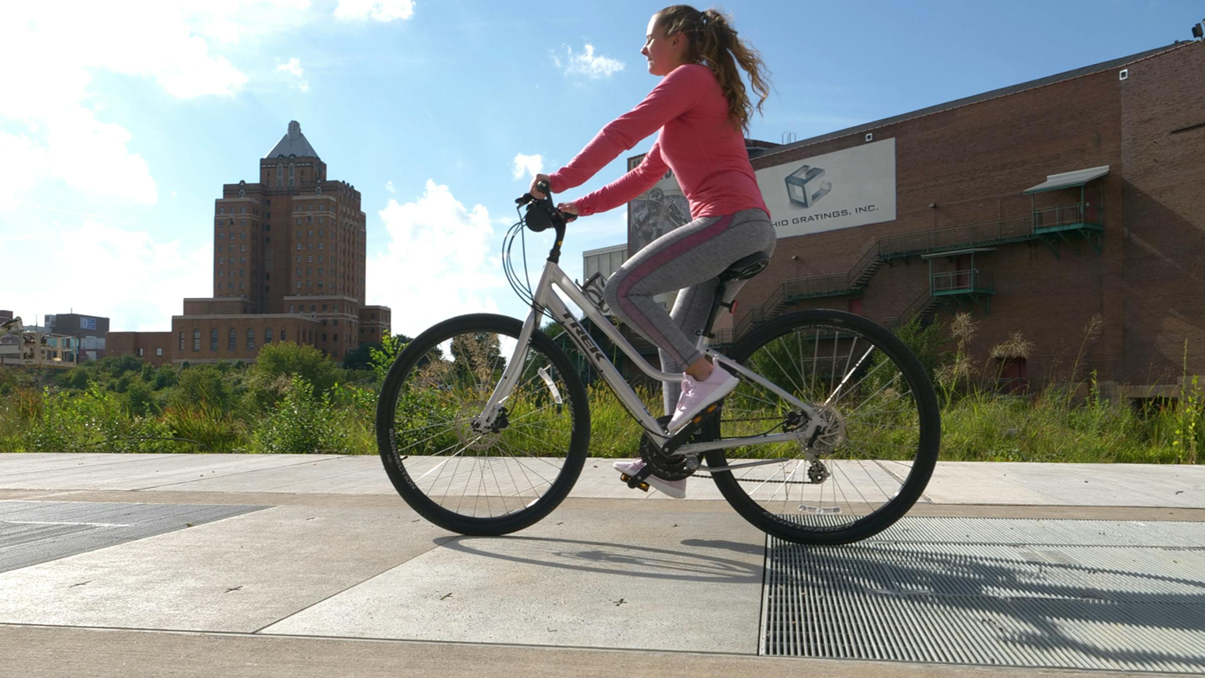 Utility vault covers are available in both metal bar grating and solid plate to meet the requirements of any application.