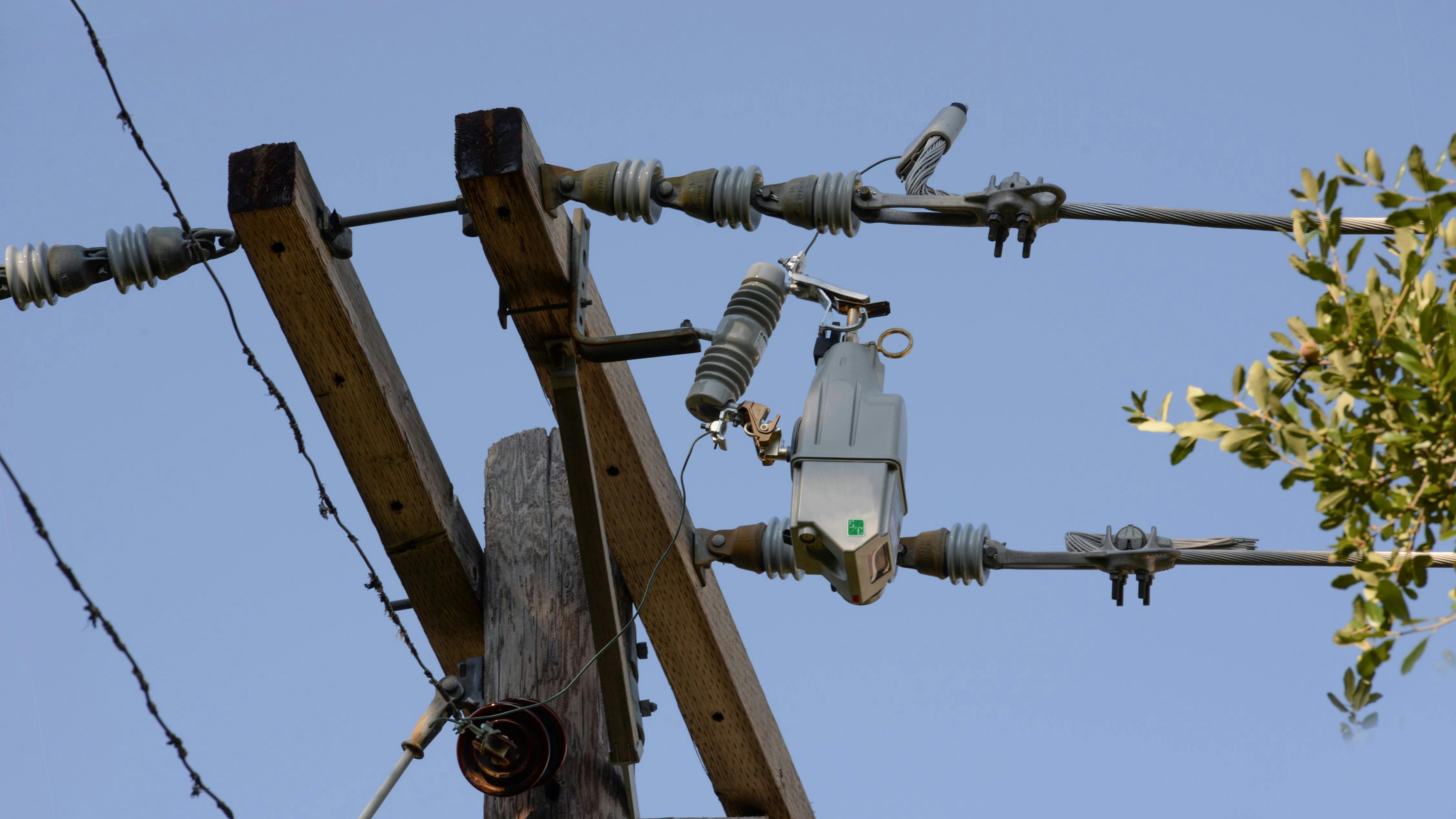 664fb7f09899325c4ae40103 461tripsaveriisinglephaseleft Sm