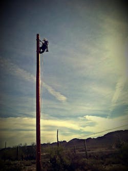 The SRP volunteer crews worked in a remote area of Arizona during the 2024 Light Up Navajo project. The SRP volunteer crews worked in a remote area of Arizona during the 2024 Light Up Navajo project.