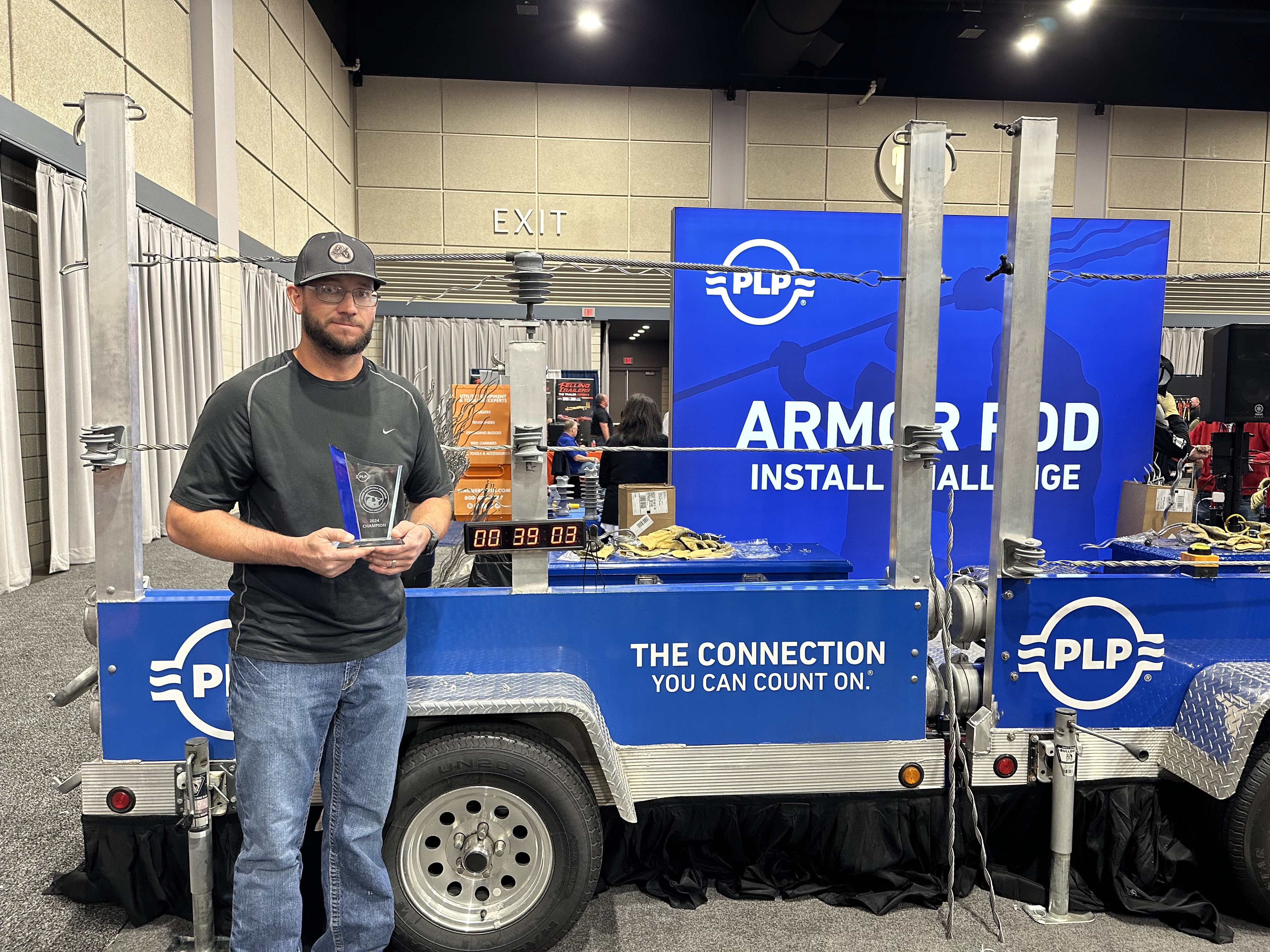 6715ac85e390bfec9f5cfd69 Img 2876