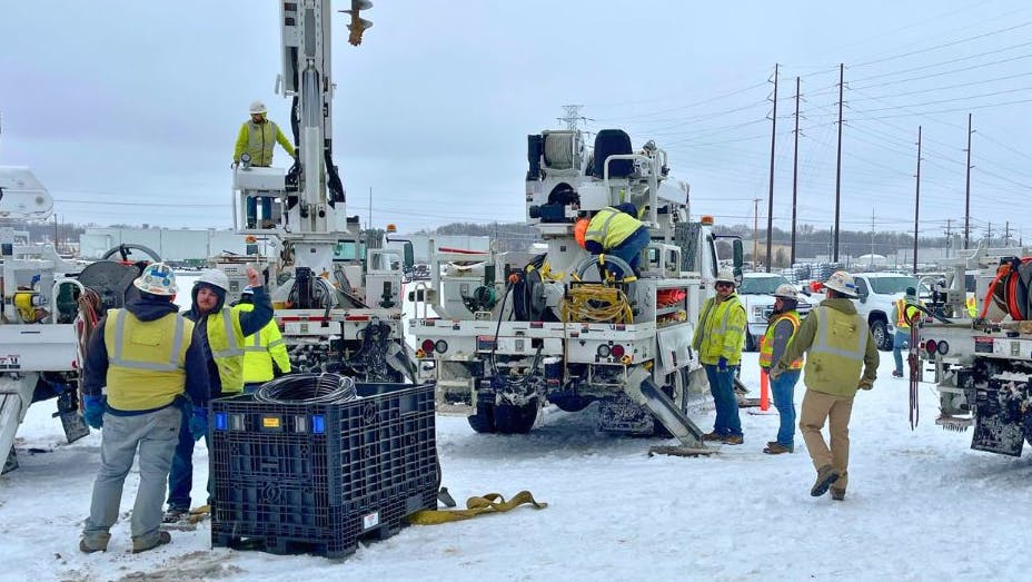 677d7fe2b284945f6ed4bfe4 1736109054598