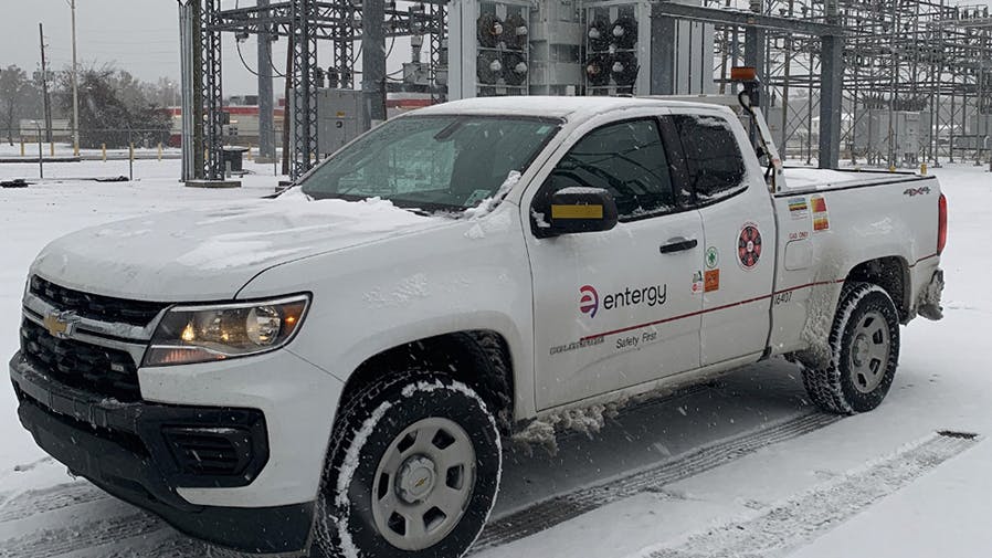 6793c51fa05a13cb735968e4 Coldweatherwrap12325