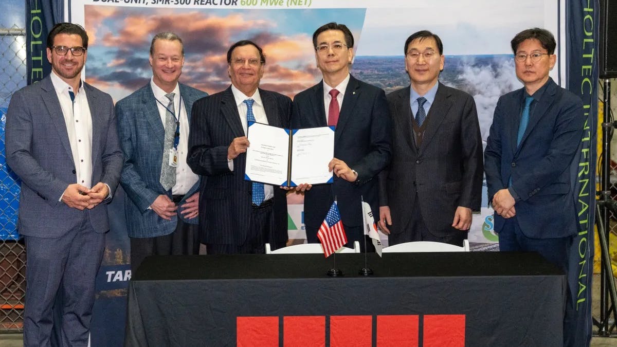 (L to R) Dr. Rick Springman, Holtec President of Global Clean Energy, Kelly Trice, Holtec President, Dr. Kris Singh, Holtec Founder and CEO, Hanwoo Lee, Hyundai CEO, Young-joon Yoon, Hyundai Advisor, and Young Choi, Hyundai Executive Vice President and Chief Operating Officer, New Energy Department, at today&rsquo;s historic event announcing, &ldquo;Mission 2030&rdquo; and the deployment of the first two SMR-300s at the Palisades Nuclear Plant in Covert, Michigan.
