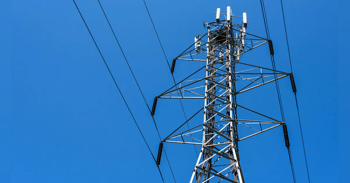Powering the Future: Building Skills to Support Advanced Utility Communications Networks Powering the Future: Building Skills to Support Advanced Utility Communications Networks