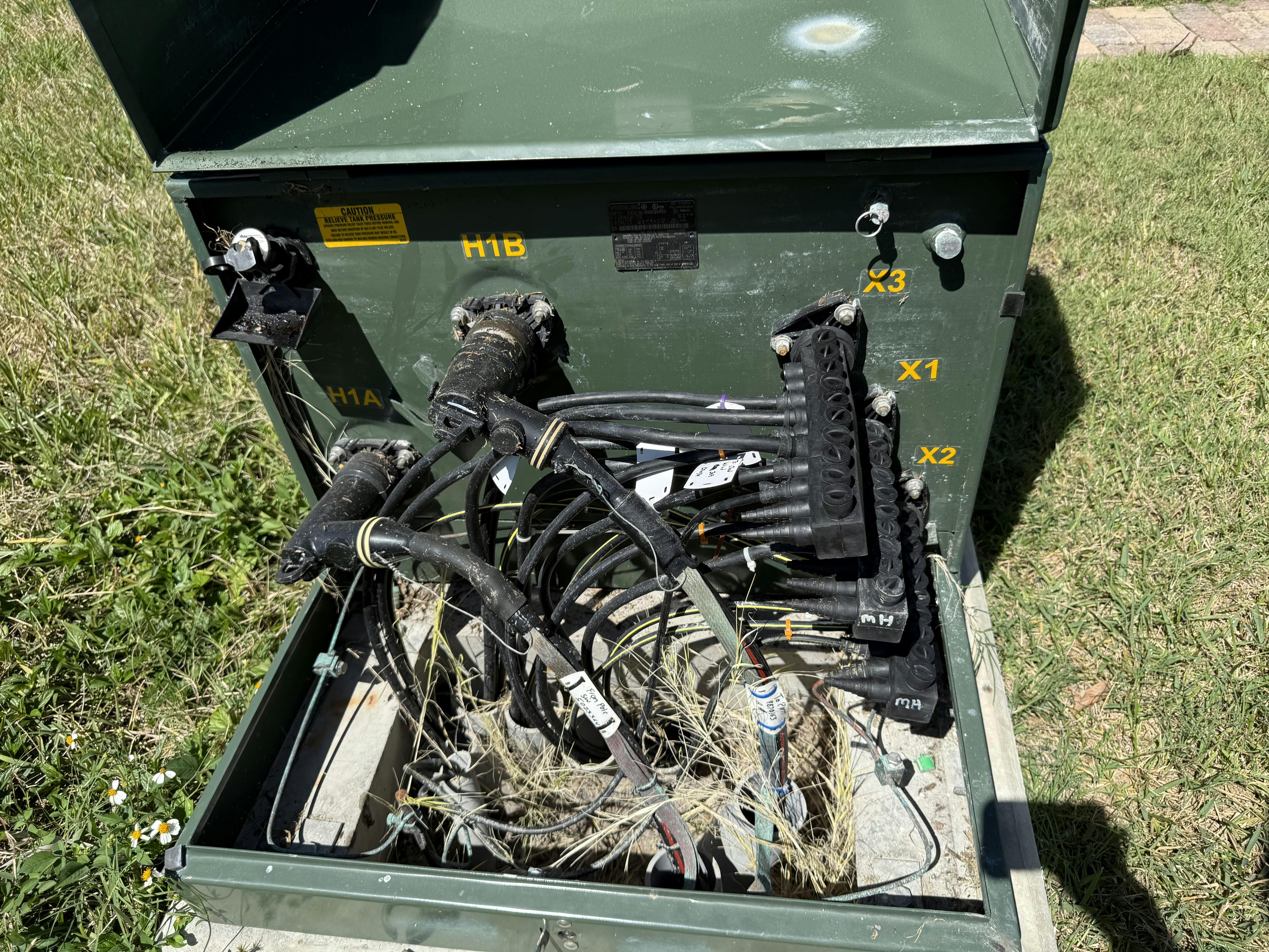 684315399f3f835afd9e2ba0 Beach Rebuild New Bus Bars Photo 2 Vps