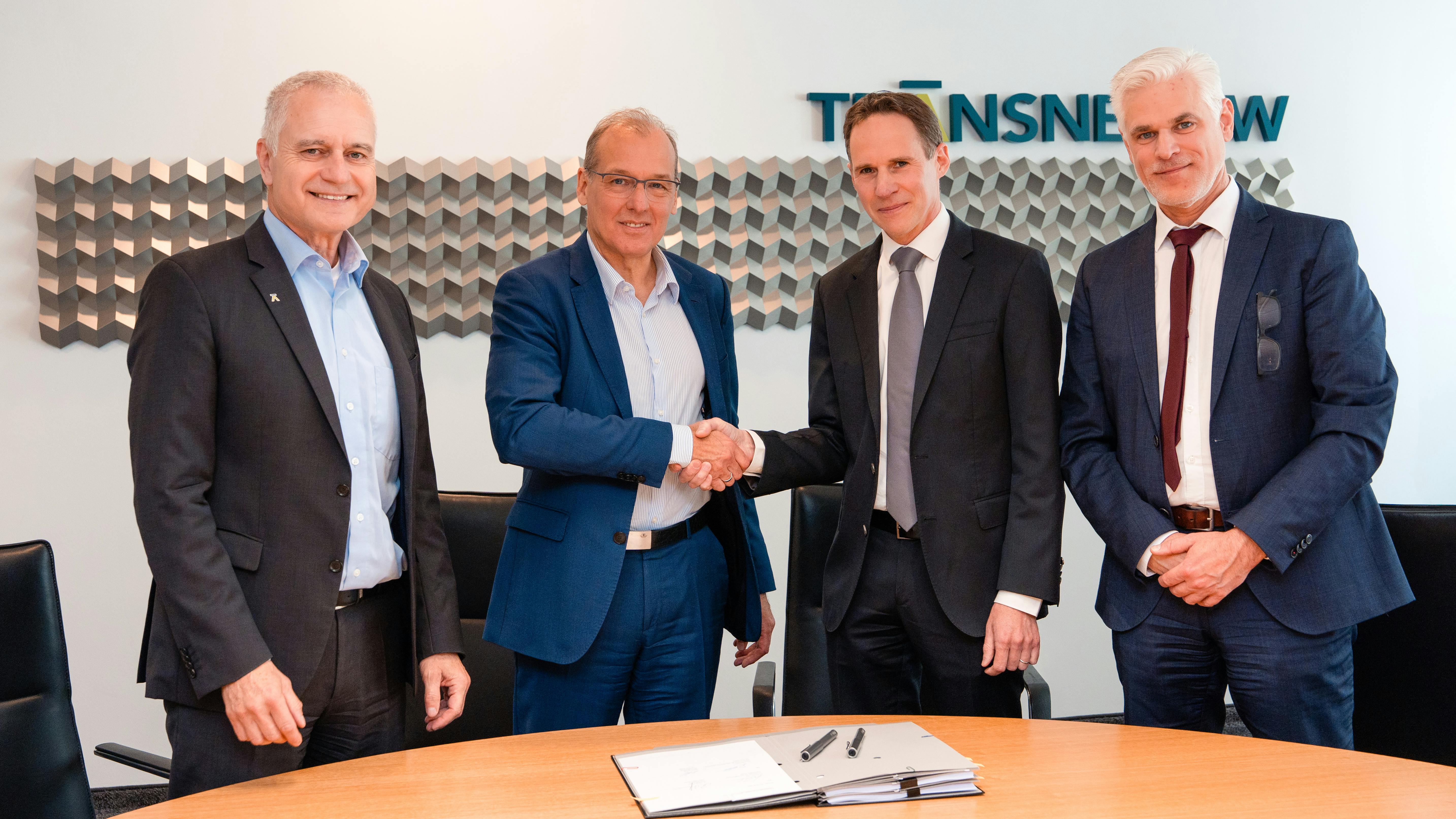 From left to right in the image: - Dr. Rainer Pflaum - CFO, TransnetBW GmbH Dr. Werner G&ouml;tz - CEO, TransnetBW GmbH, Johan Bindele - Vice President and CEO of Grid Systems Integration at GE Vernova and Stefan Hartge - Regional Leader for GSI, GE Vernova.