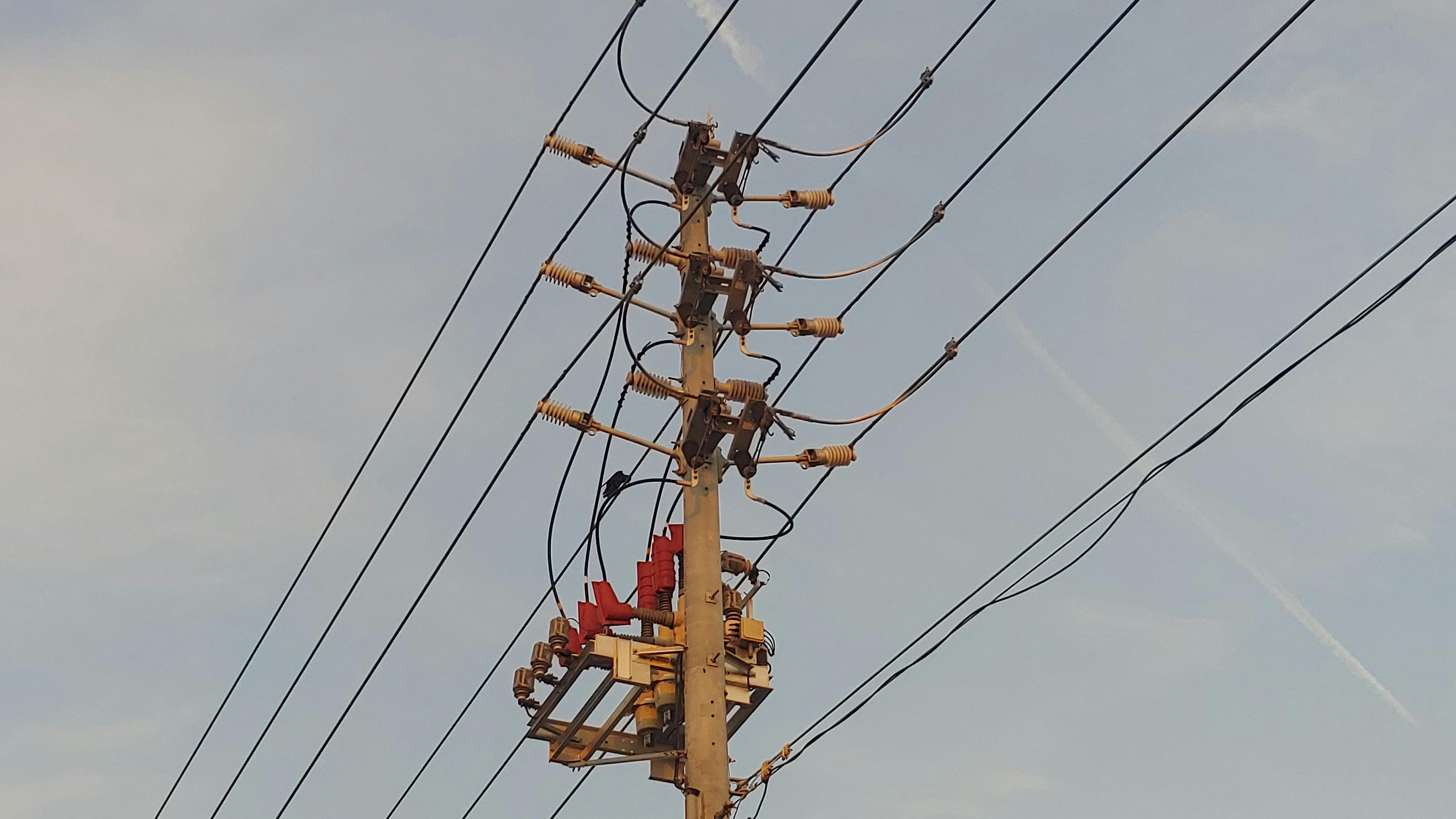 687a5a7dc3e7335fb478b306 Completed Side By Side Circuits With A Recloser Vp