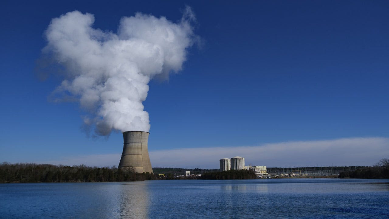 694972800f18998bb286b777 Ark 2nuclear