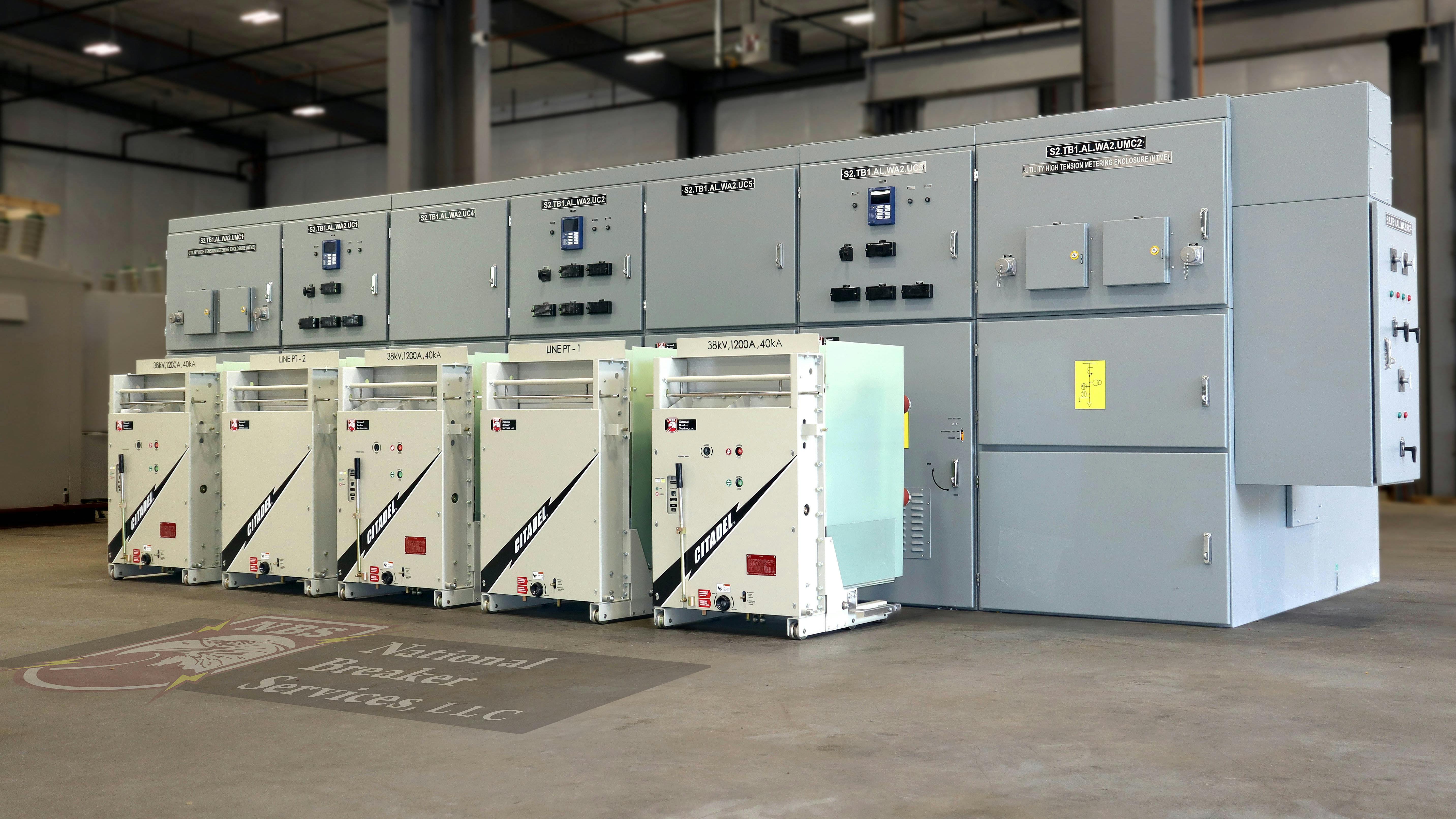 38kV multi-feeder double ended line-up with Con Edison revenue metering cubicles.