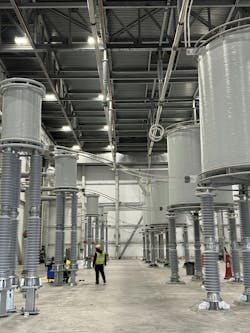 345 kV AC; smoothing — reactor hall. 345 kV AC; smoothing — reactor hall.