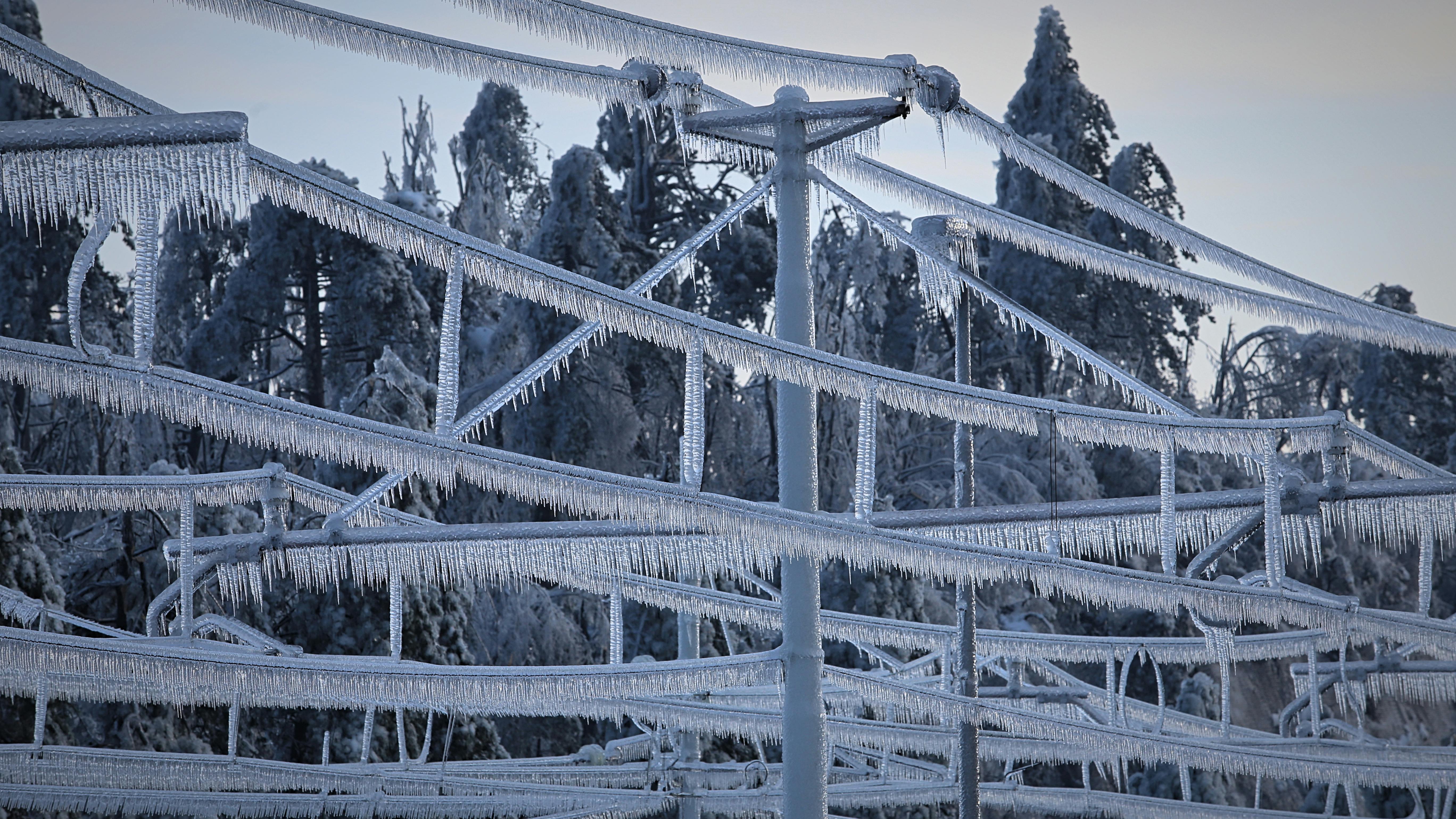 ice on powerlines